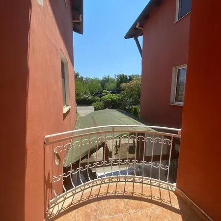 Hotel Densti Hotel 4*