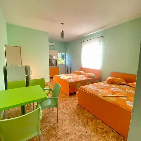 Hotel Densti