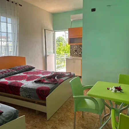 Hotel Densti 4* Velipojë