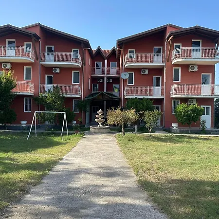 Hotel Densti