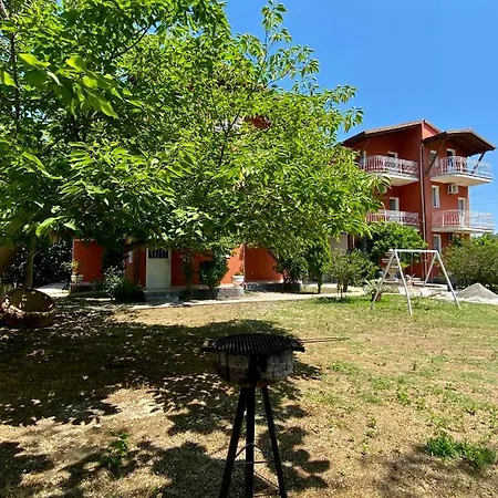 Hotel Densti Velipoje